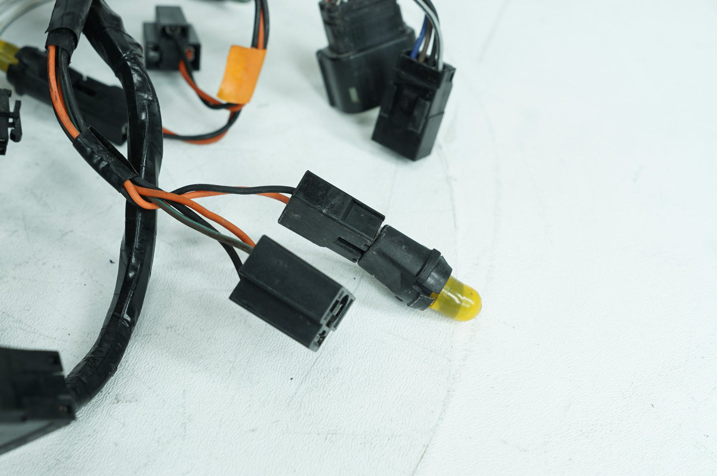 2007 - 2011 Harley-Davidson Touring Electra Ultra Front Sub Wiring Harness Loom Interconnect 70232-08