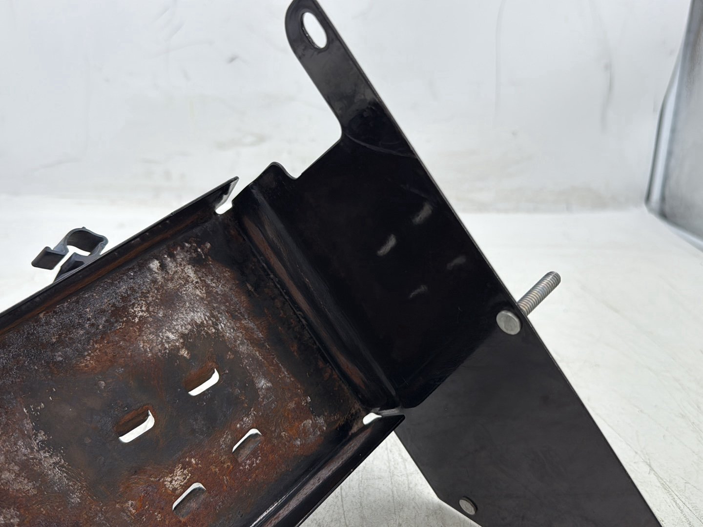 2004 Harley Road King Touring Custom FLHRSI OEM Battery Tray Bracket Holder Carrier