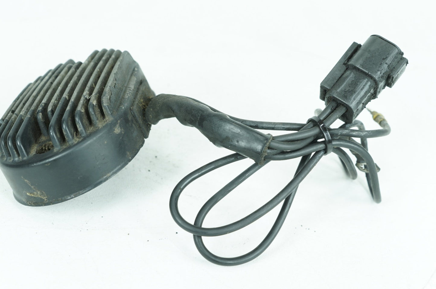 1999 - 2006 Harley-Davidson Softail Heritage Classic Voltage Regulator Rectifier  74540-01
