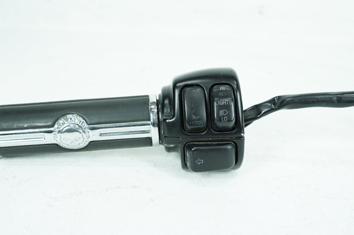 2007 Harley-Davidson Sportster XL883 Left Turn Signal Headlight Switch 71598-00