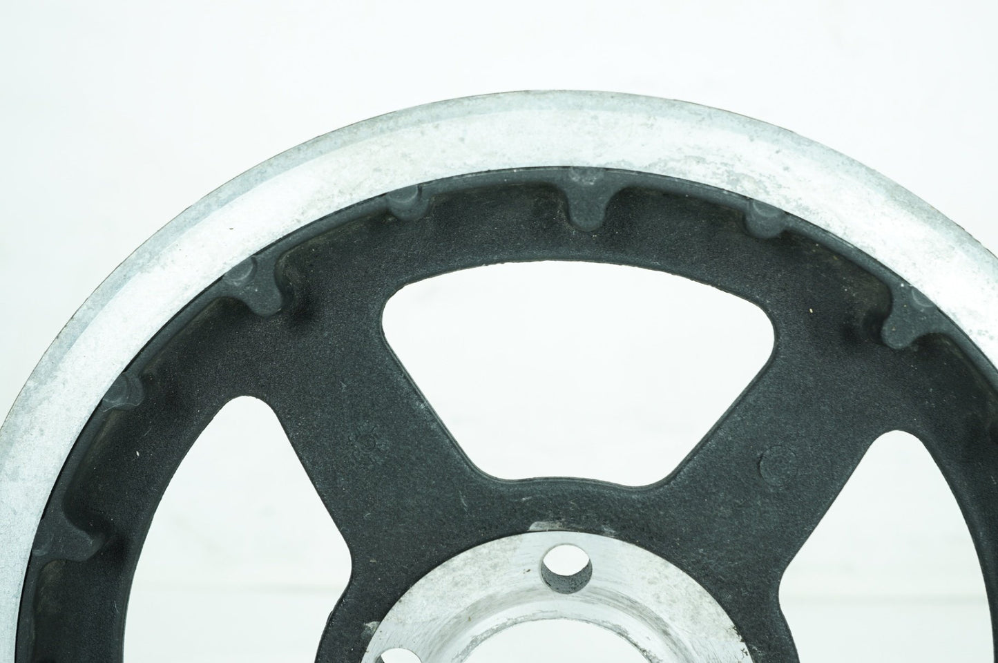 2004 - 2022 Harley-Davidson Sportster SuperLow Rear Driver Pulley Sprocket 40518-08