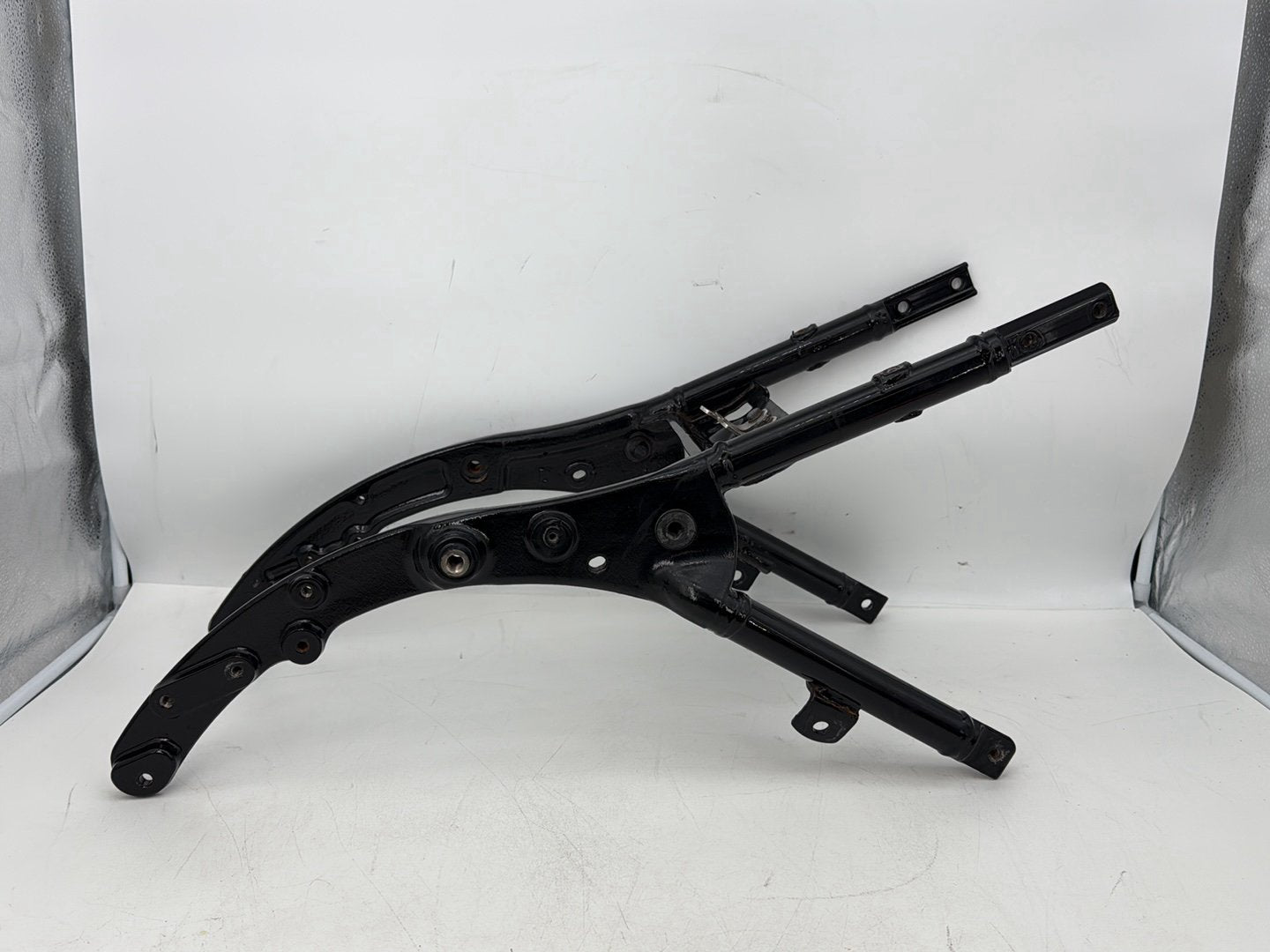 2019 - 2023 Harley-Davidson Touring Street Glide Rear Sub Frame Subframe Tail Rail 48079-09BHP