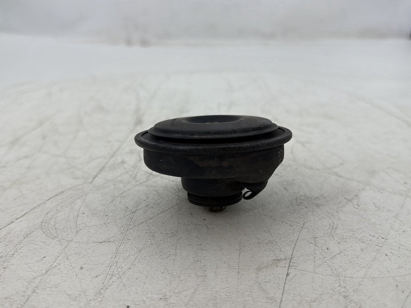 2008 Harley Sportster XL883L 883 Low OEM Signal Horn Klaxon Beep 69043-96B