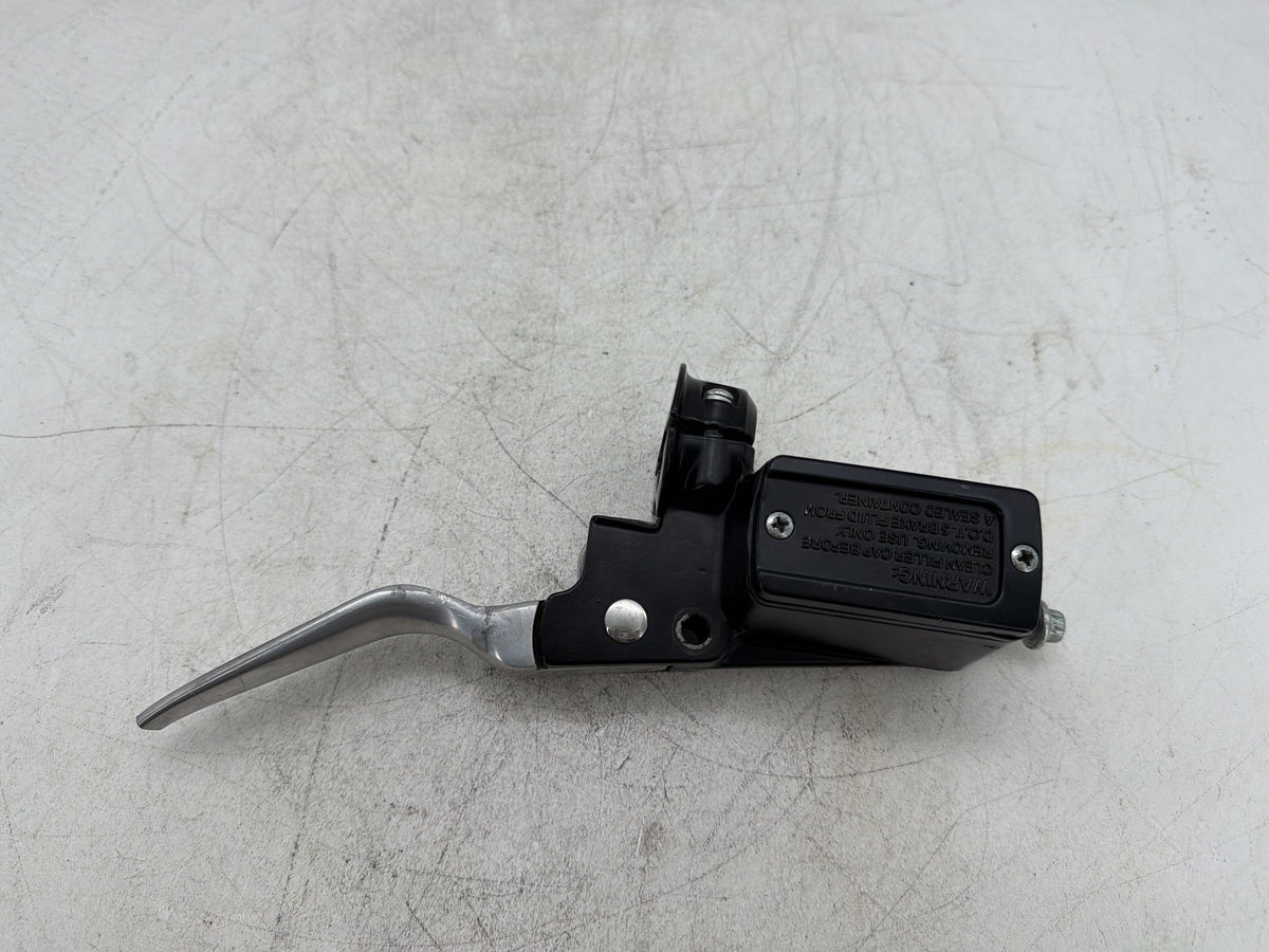 95 Harley Electra Glide Touring FLHT OEM Front Right Brake Lever Master Cylinder