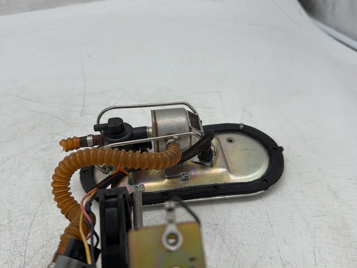 2004 Harley Road King Touring Classic OEM Fuel Pump Gas Gasoline Petrol Sending