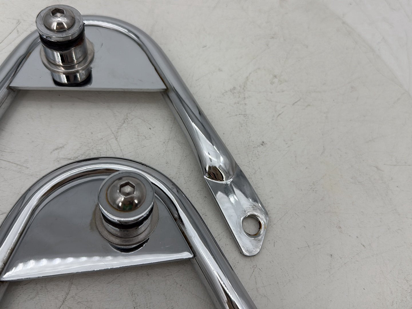 2008 Harley Electra Glide Touring LH RH Detachable Tour Pak Luggage Box Bracket