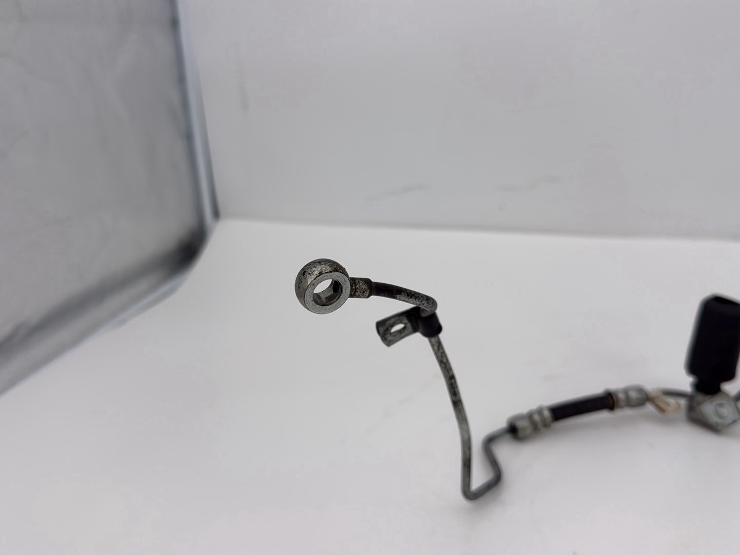 2003 Harley Sportster XL1200C 1200 Custom Anniversary OEM Rear Brake Hose Line Pipe