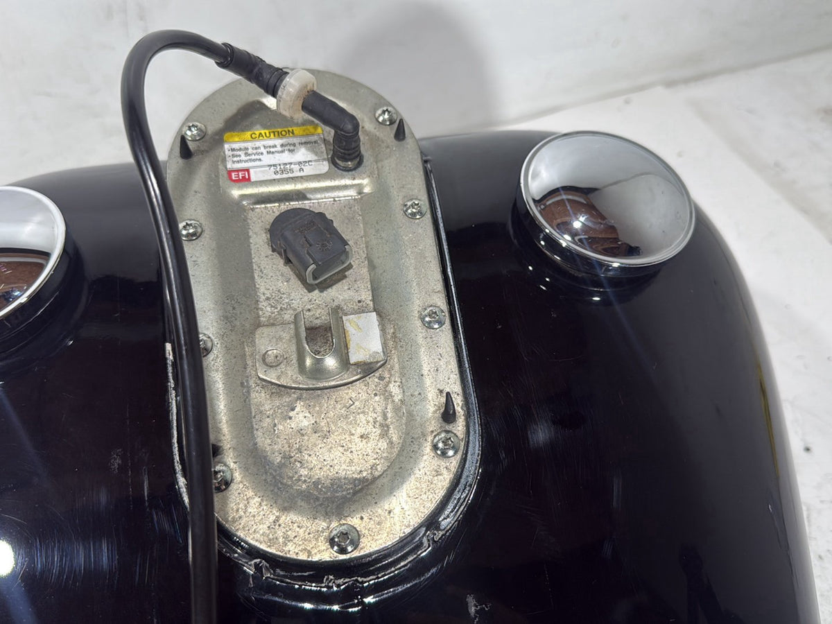2005 Harley Road King Touring Police OEM Fuel Gas Tank Gasoline Reservoir
