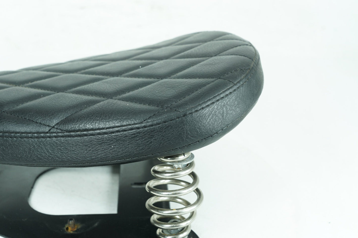 2004 - 2022 Harley-Davidson Sportster Nightster Rider Driver Solo Seat Pillion SWESGI