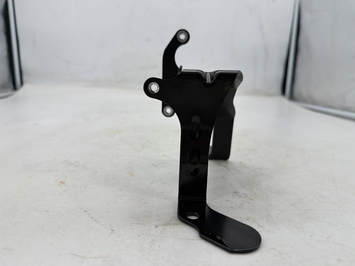 2020 Harley Softail Standard FXST OEM Mount Bracket Support Holder