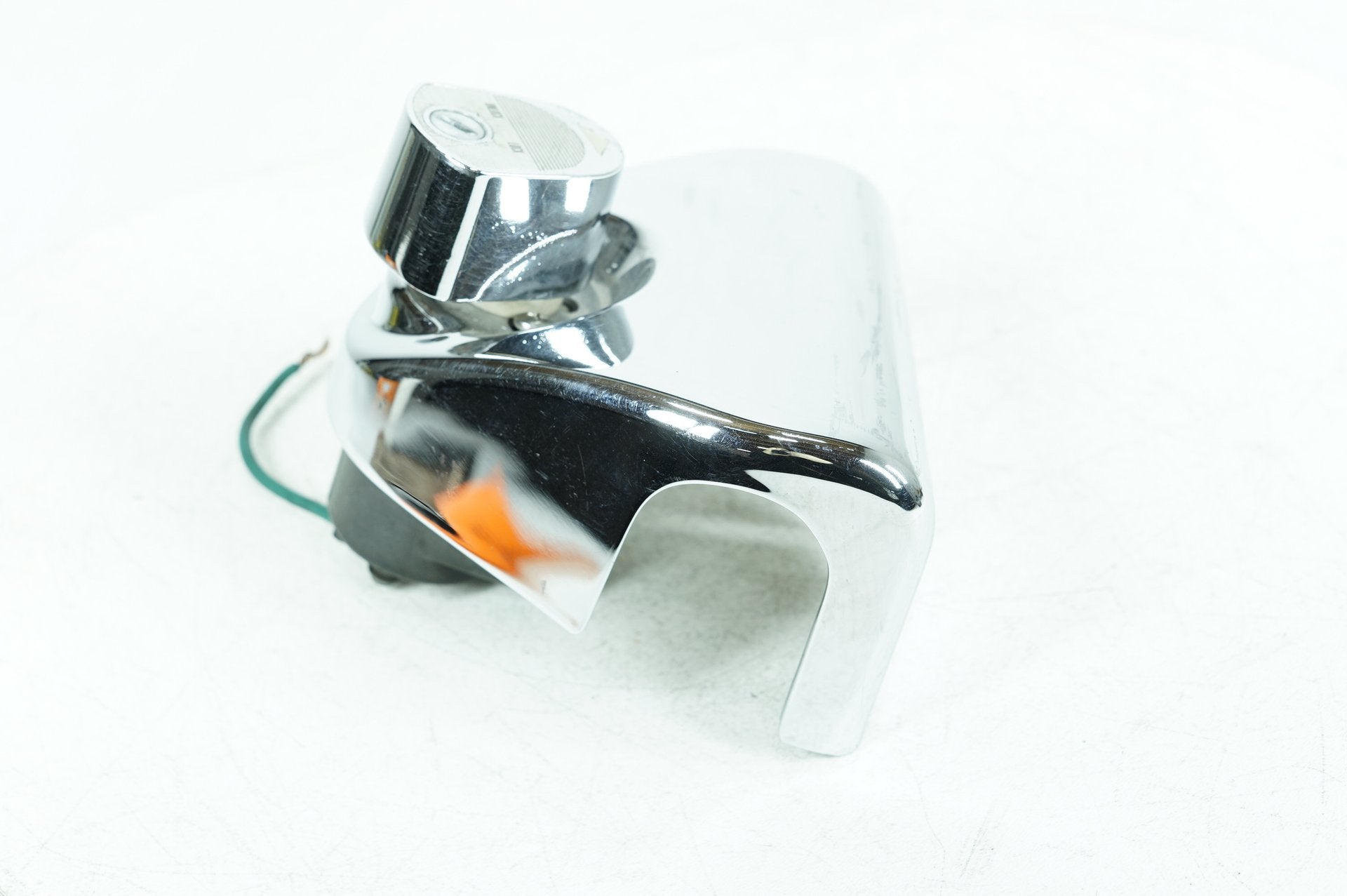 1984 - 1998 Harley-Davidson Touring Electra Glide Sport Ignition Switch Cylinder Barrel Lockset NOKey  	71549-82A