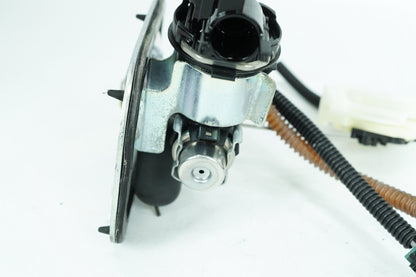 2007 - 2012 Harley-Davidson Softail Heritage Classic Gas Gasoline Fuel Petrol Pump Sending 75141-08A
