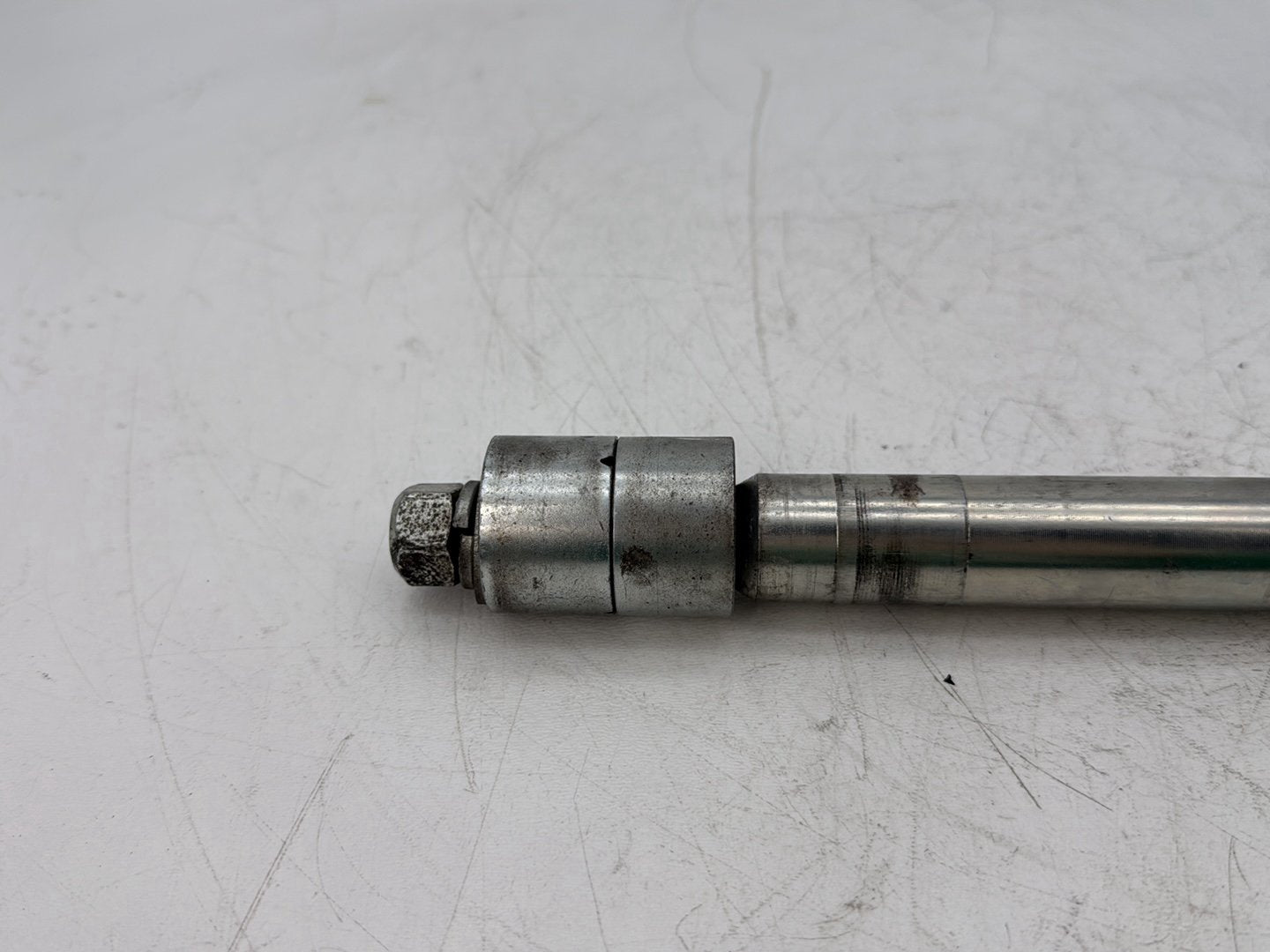 2005 Harley Touring FLHRCI Road King Classic OEM Front Wheel Axle Bolt Shaft