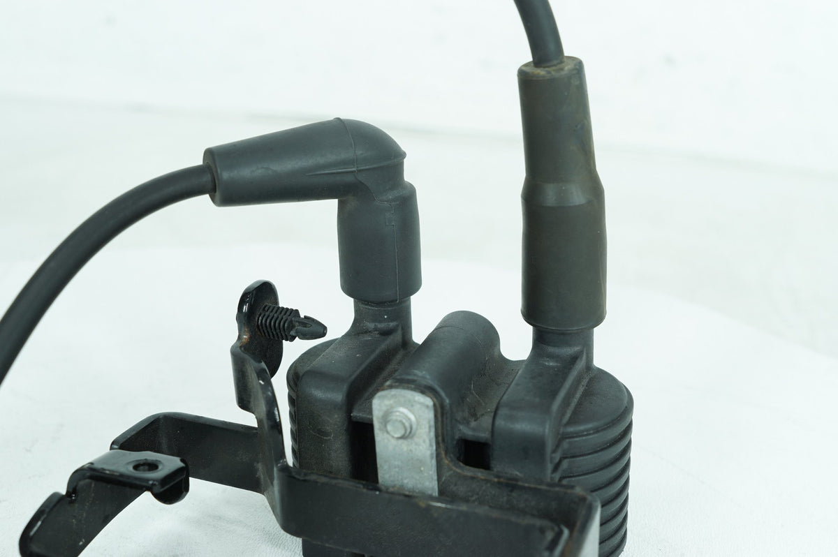 2008 Harley-Davidson Sportster XL883C Ignition Coil Spark Plug Cable 31656-07