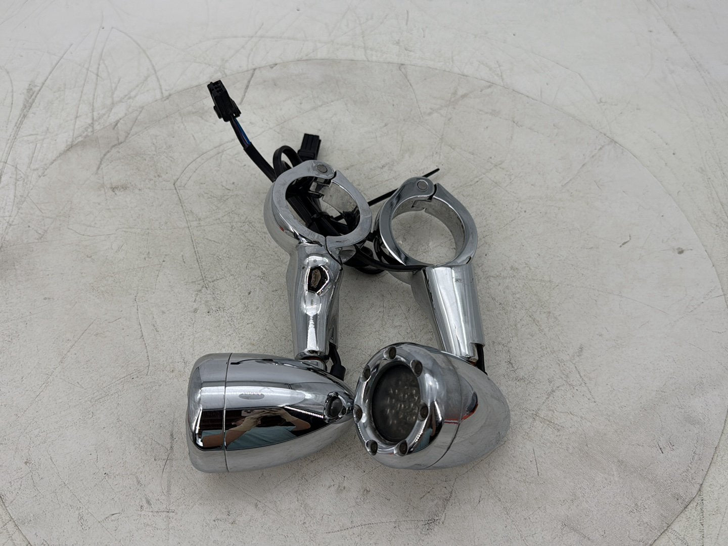 2015 Harley Dyna Low Rider FXDL OEM Front Left Right Turn Signal Indicators