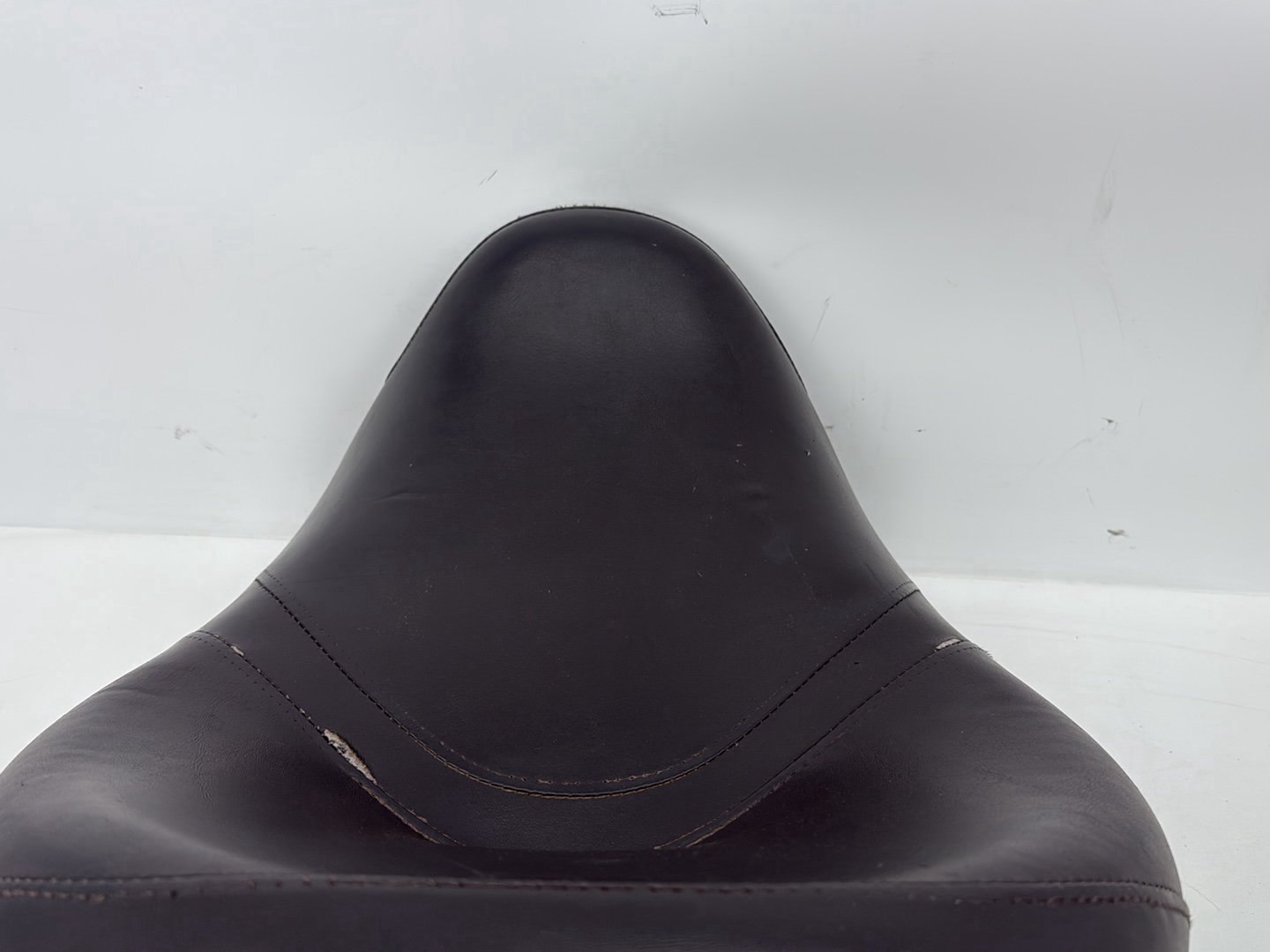 Harley-Davidson Misc  Passenger Rider Driver Seat Saddle 52164-09