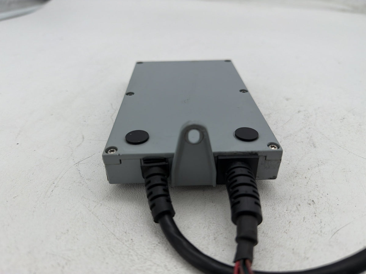 11 Harley Electra Glide Touring OEM Harman Kardon iPod Interface Module 72647-11