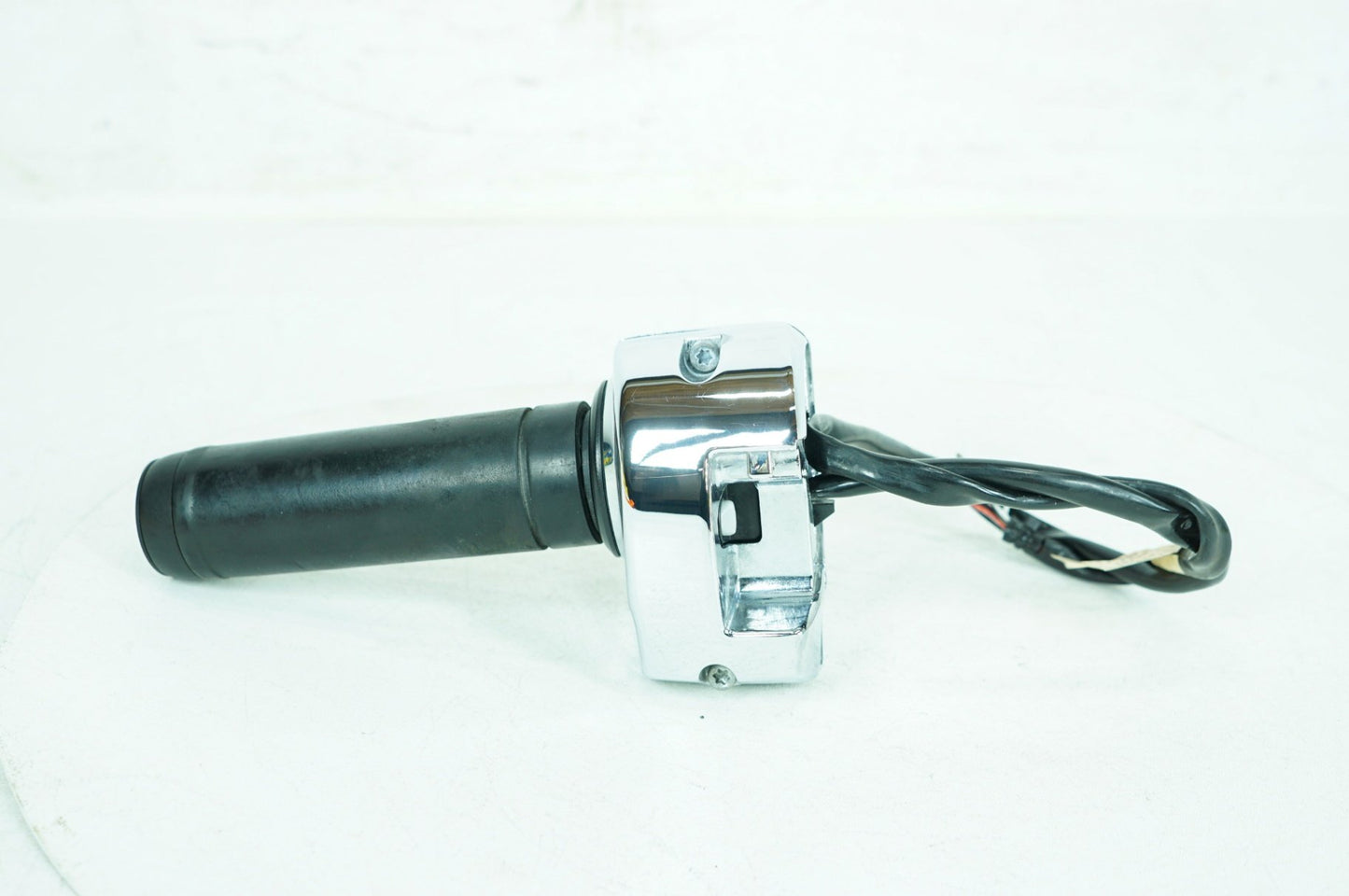 2017 - 2025 Harley-Davidson Touring Electra Glide Ultra Right Engine Start Kill Switches Controls 71500129B