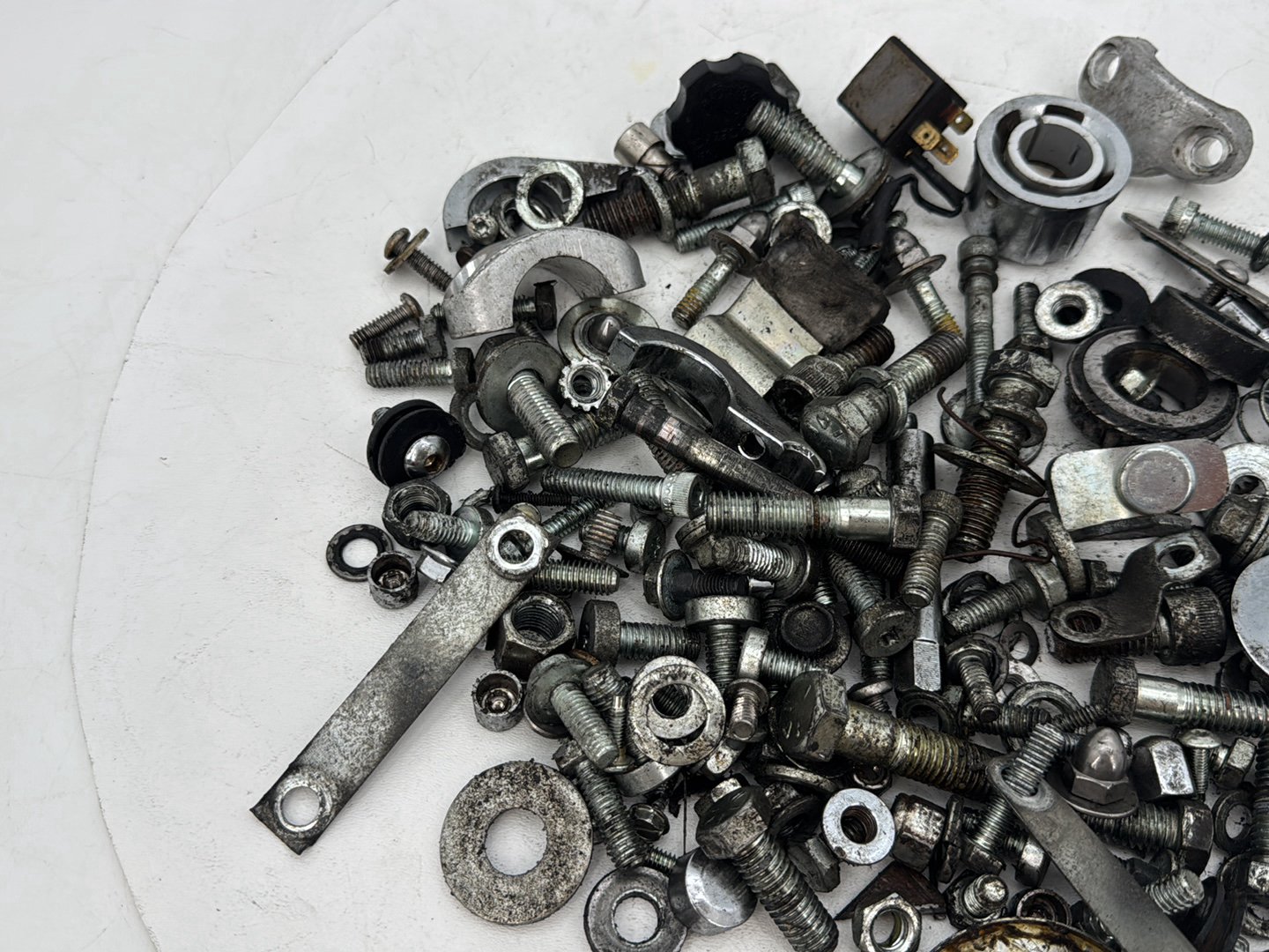 1999 - 2006 Harley-Davidson Touring Road King Classic Hardware Bolts Nuts & Brackets