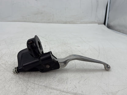 2005 Harley Electra Glide Touring Ultra FLHTCUI OEM Front Right Brake Lever Master Cylinder