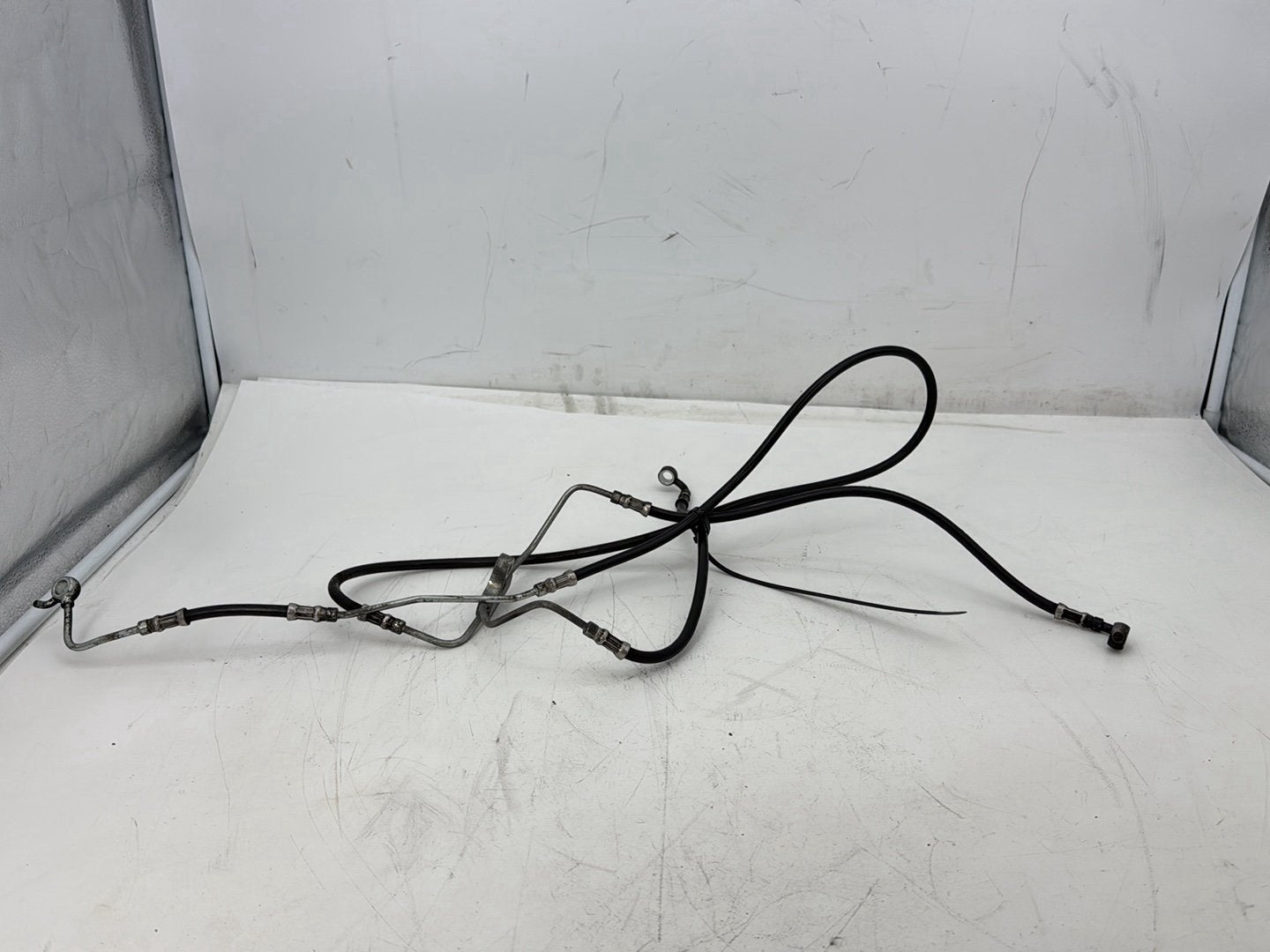 2011 Harley Electra Glide Ultra FLHTK OEM Front Brake Hose Line Pipe ABS