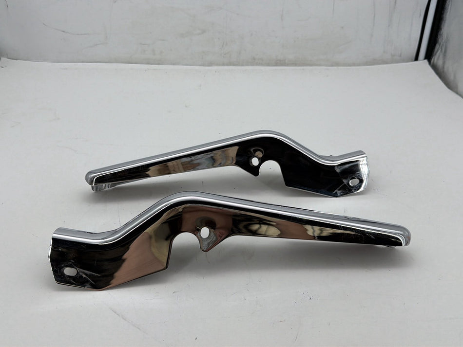 2008 Harley Electra Glide Touring Ultra FLHTCU OEM Rear Left Right Fender Struts Bracket
