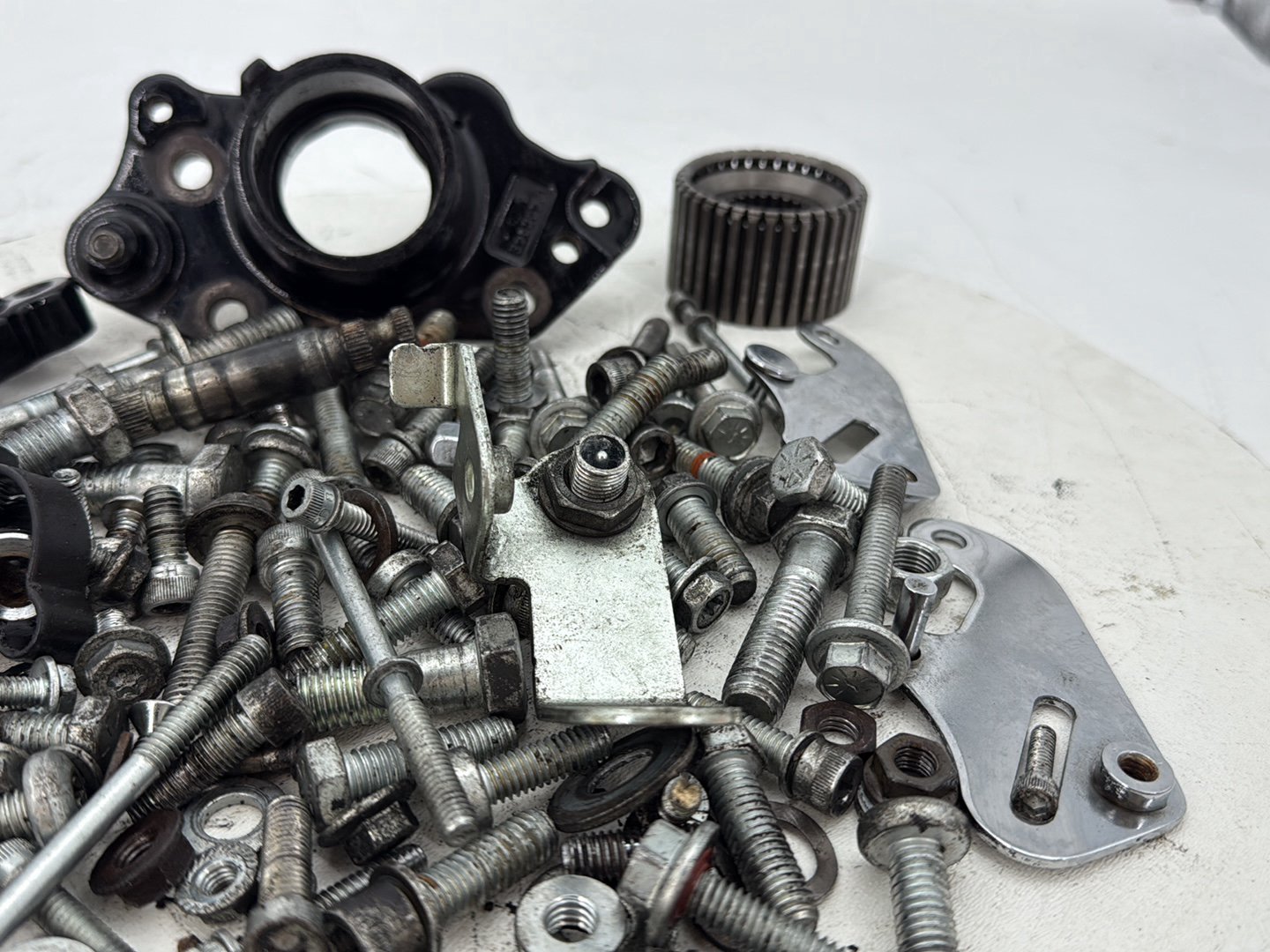 2017 Harley Road Glide Touring FLTRXS OEM Hardware Bolts Nuts & Brackets