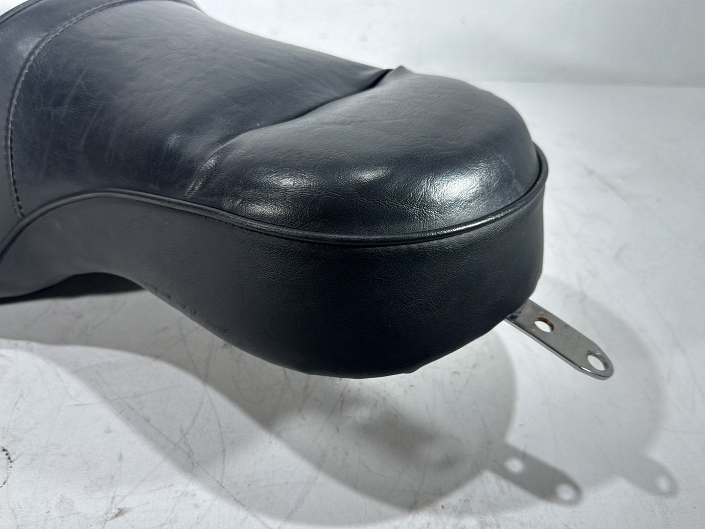 2003 Harley Dyna Wide Glide FXDWG OEM Passenger Rider Driver Seat Saddle