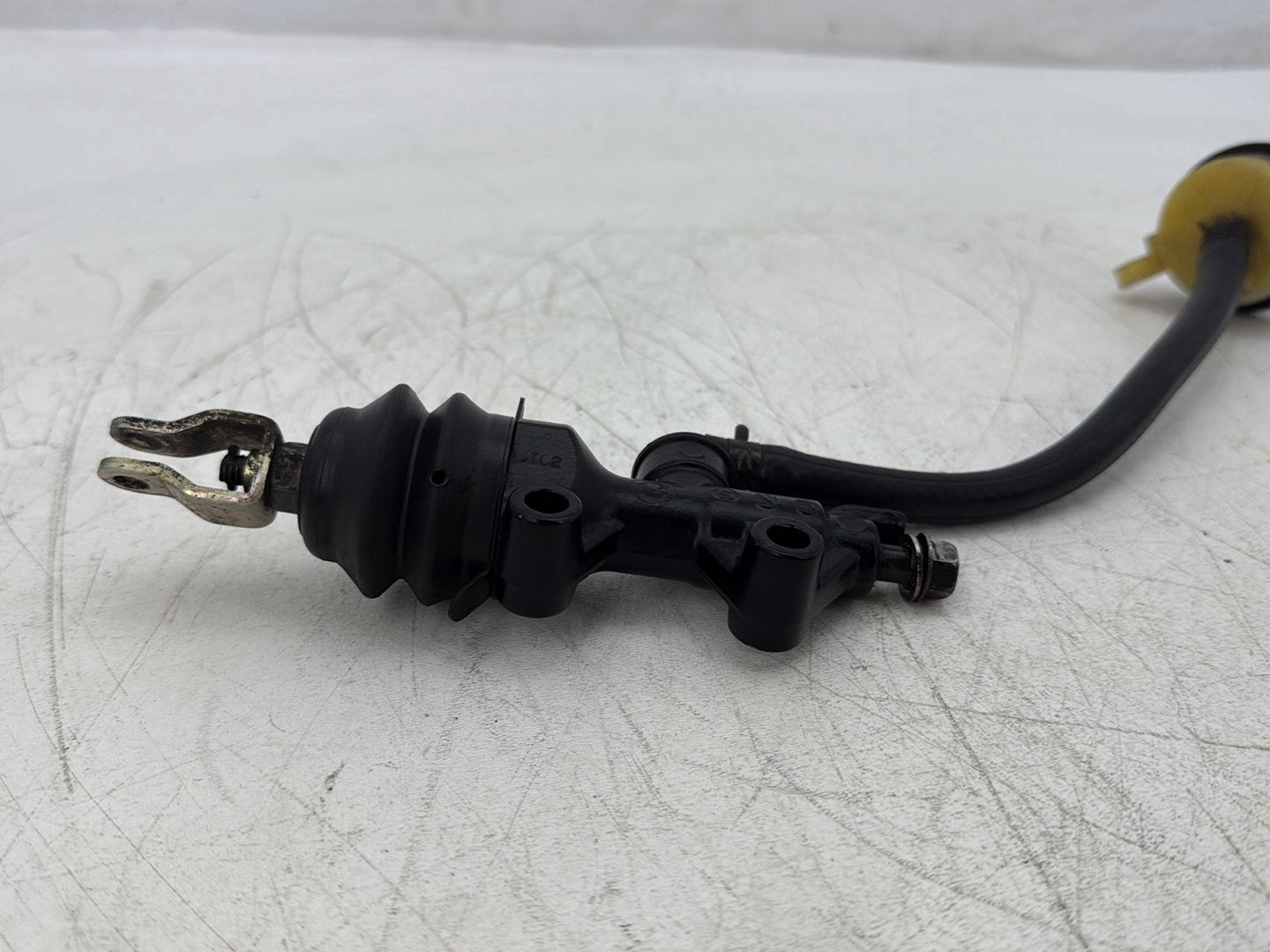 06 Harley Sportster XL883L 883 Low Rear Brake Master Cylinder Bottle Brake Line