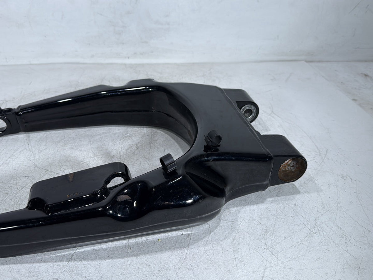 2018 Harley Road Glide Touring FLTRXS OEM Rear Fork Swingarm Swing Arm