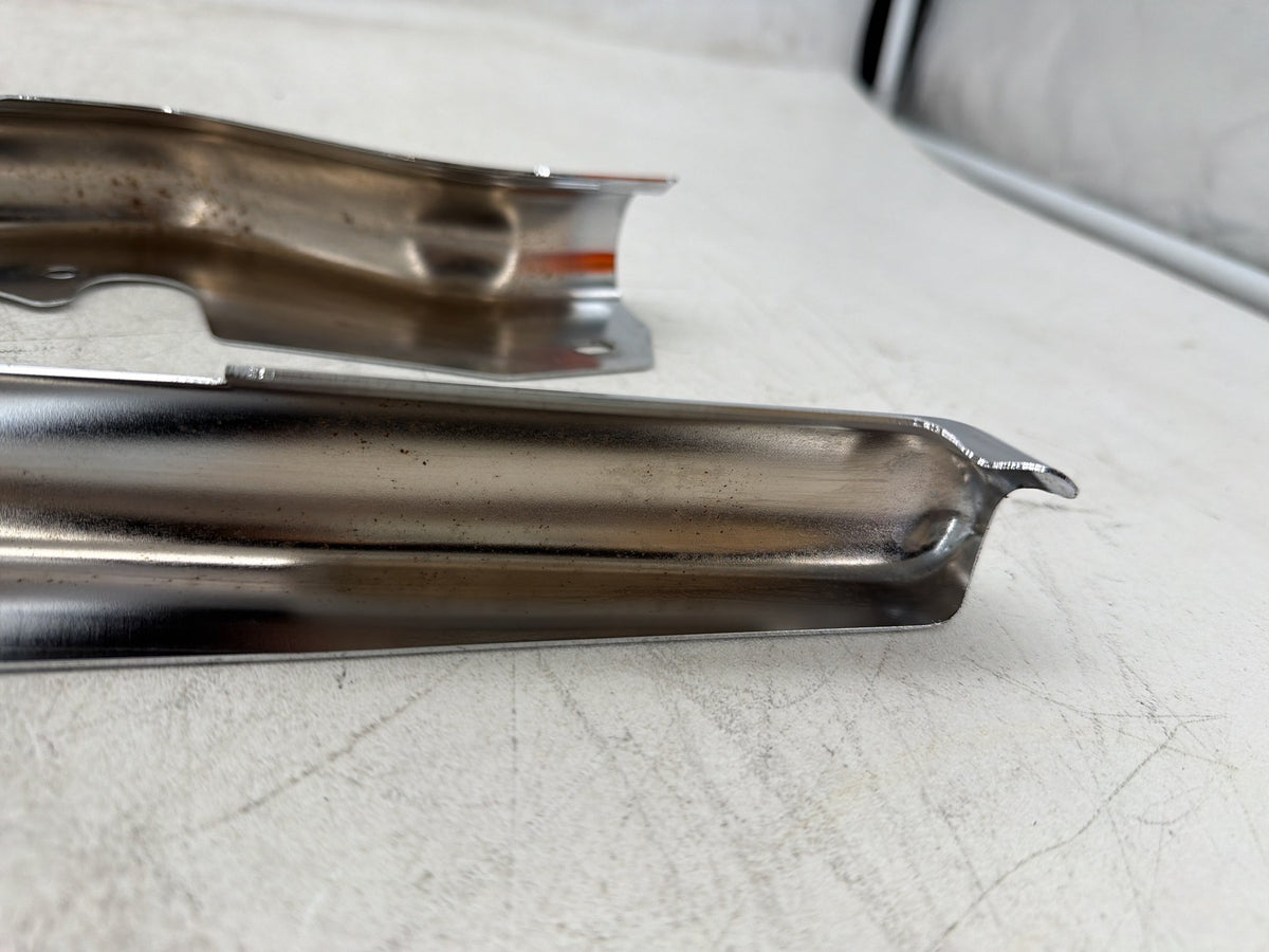 2004 Harley Electra Glide CVO Screamin Eagle OEM Rear Left Right Fender Struts Bracket