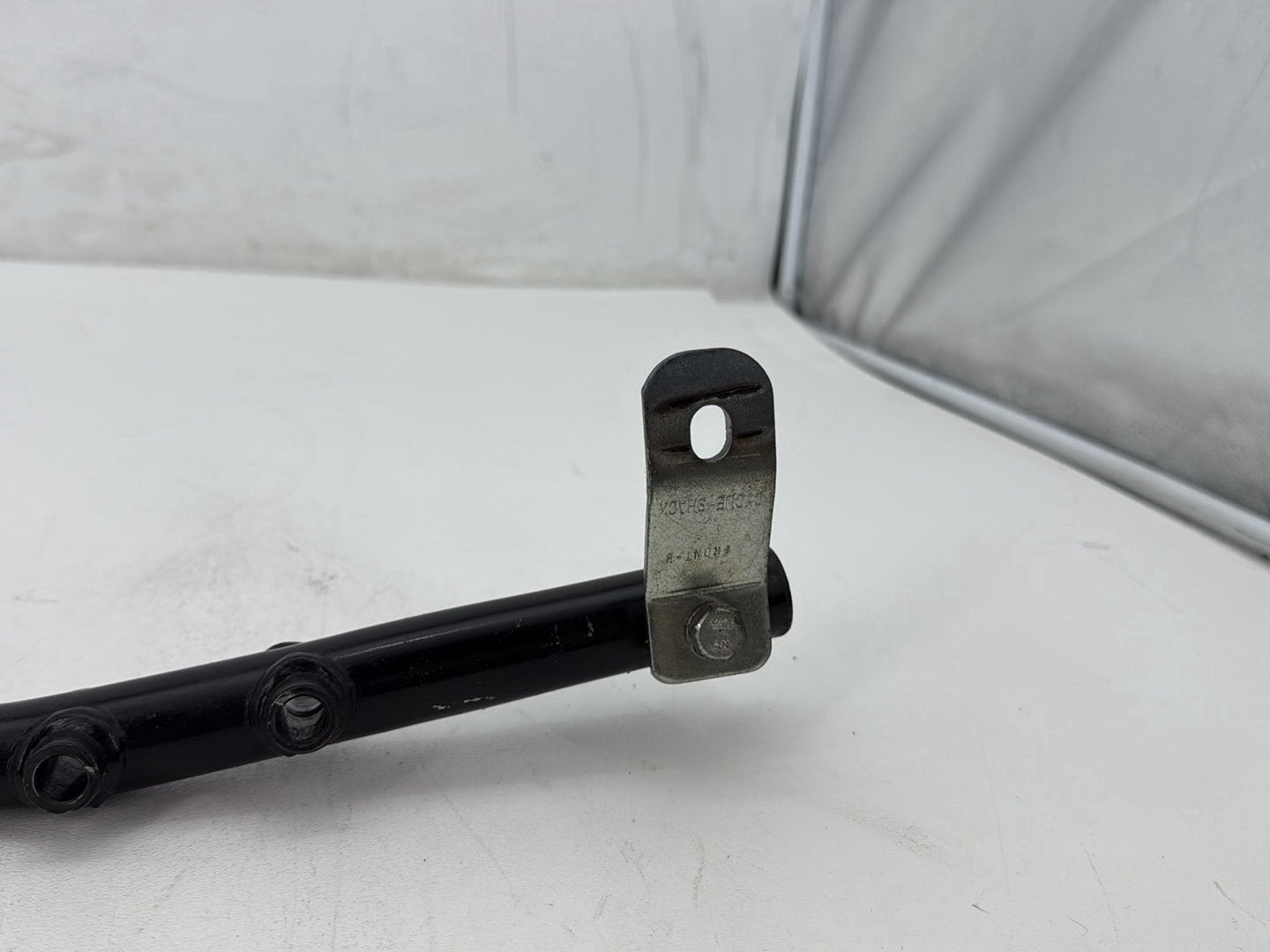 2004 Harley Softail FLSTC Heritage Classic OEM Exhaust Muffler Interconnect Bracket Support Bar