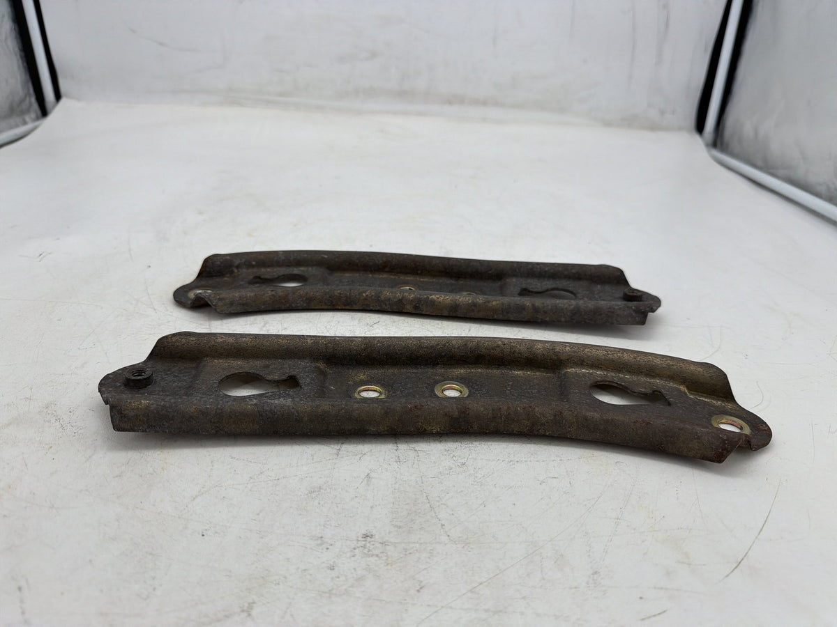 2001 Harley Softail Deuce OEM Rear Left & Right Fender Support Bracket 56627-00