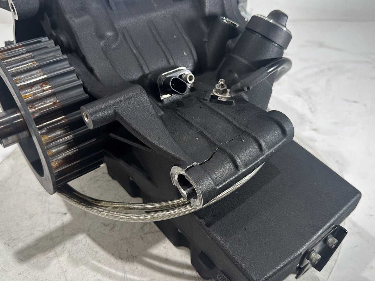 2014 Harley Street Glide 6 Spd Transmission Gearbox CRACKED 17 mi.