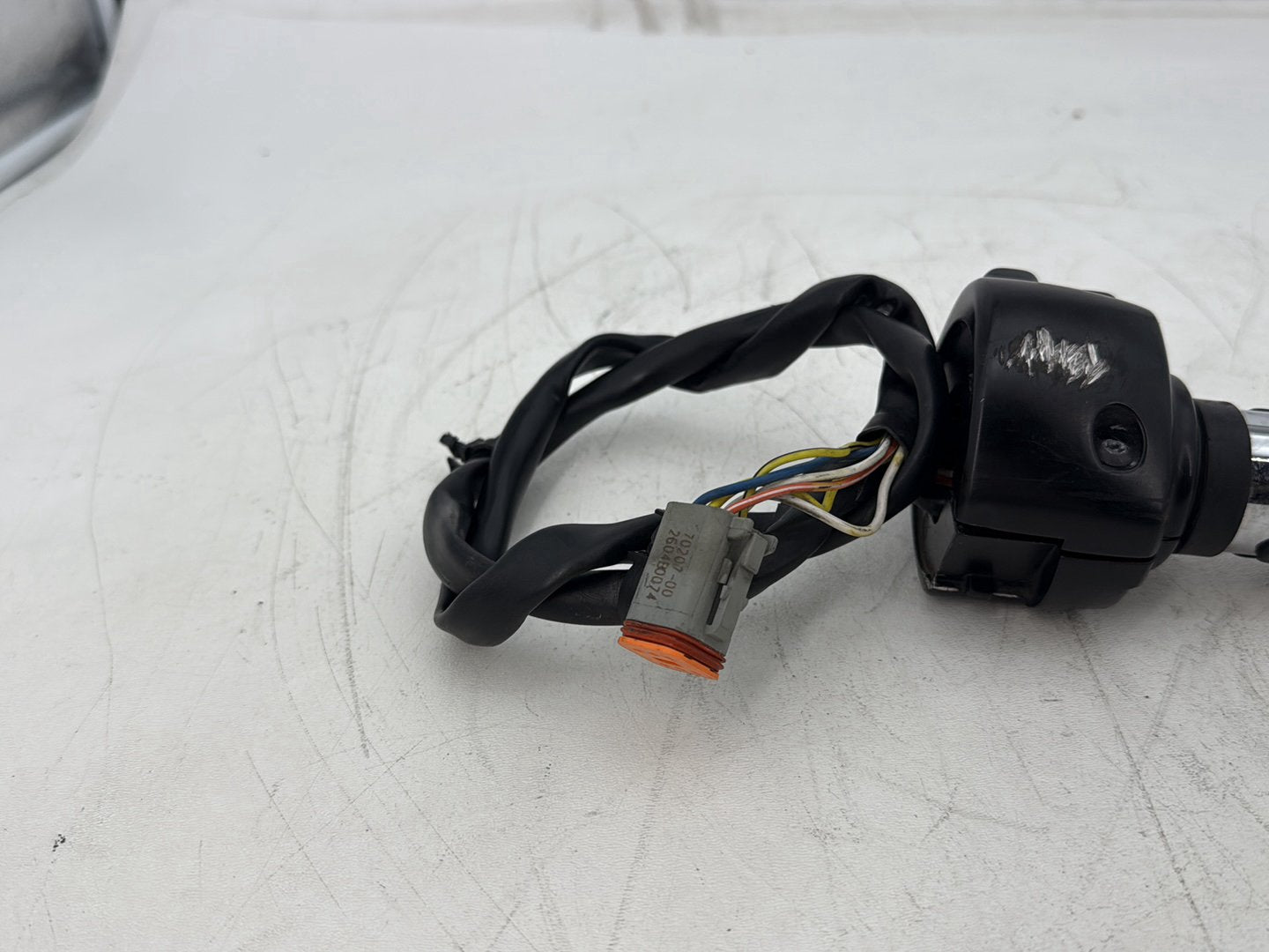 05 Harley Heritage Softail Classic Left Turn Signal Headlight Switches Controls