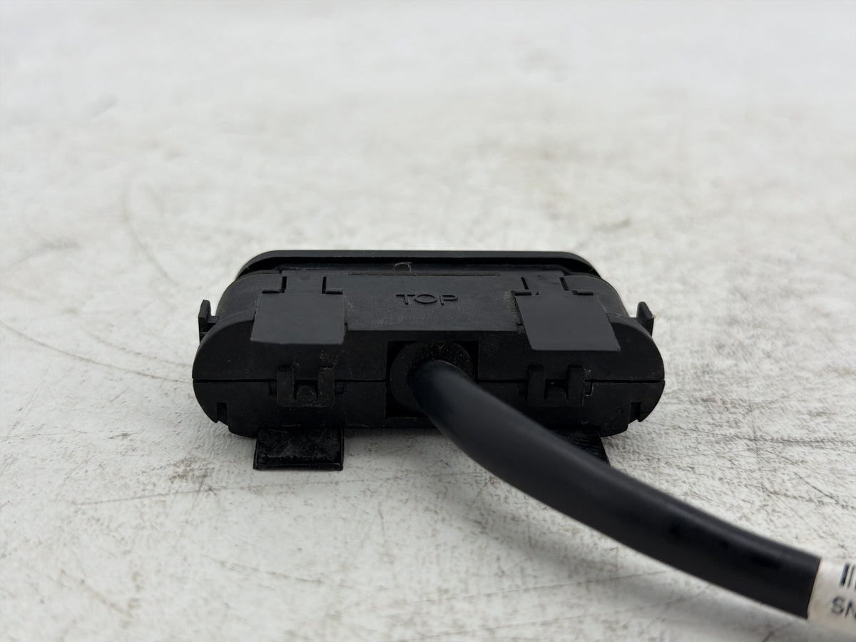 2010 Harley Street Glide Touring FLHX OEM Dash Indicator Lamp Wire Plug In