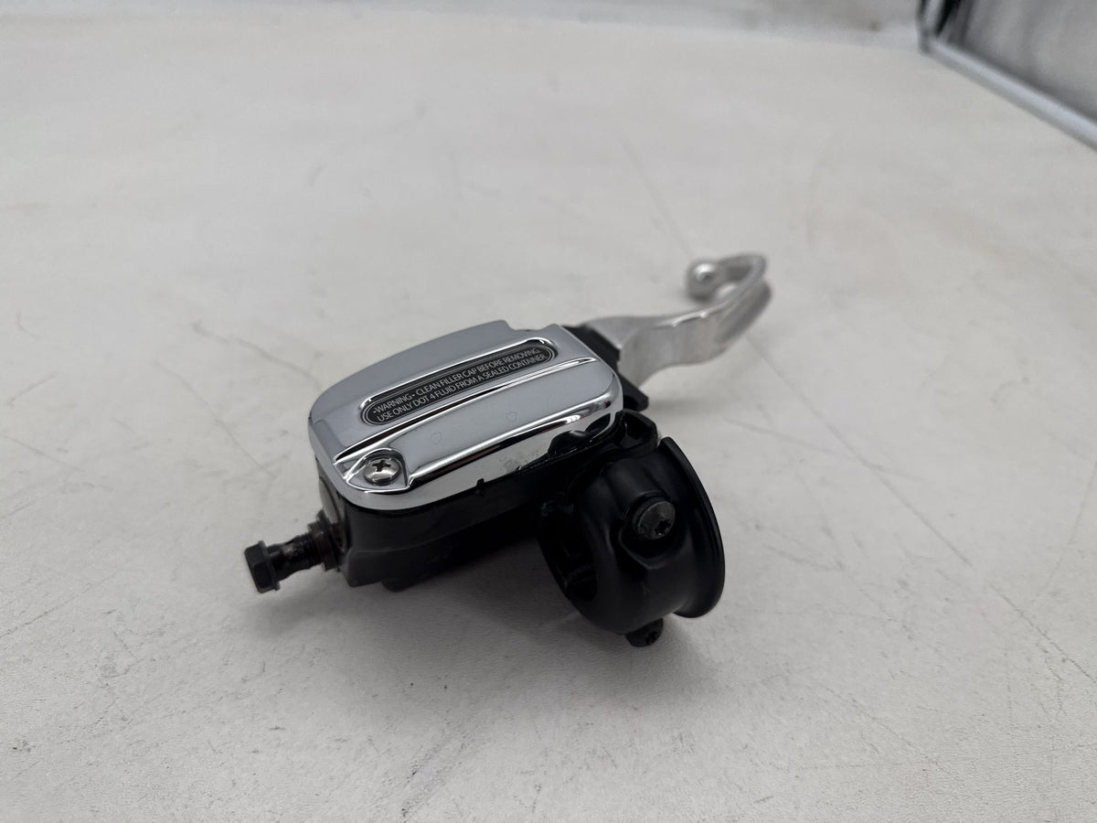 09 Harley Electra Glide Touring OEM Front Right Brake Lever Master Cylinder