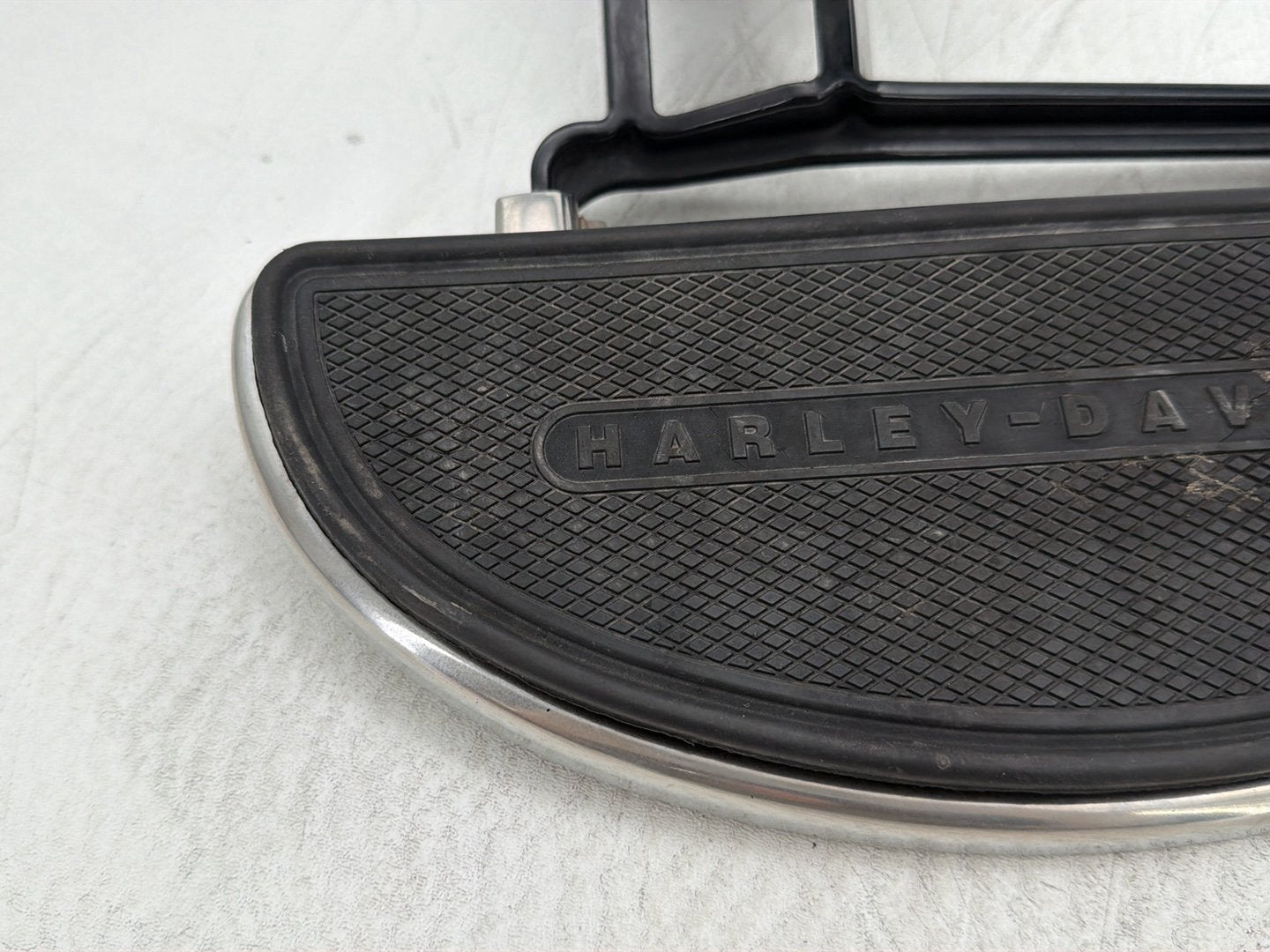 2011 Harley Heritage Softail Classic FLSTC OEM Left Right Driver Floorboard Foot Rest