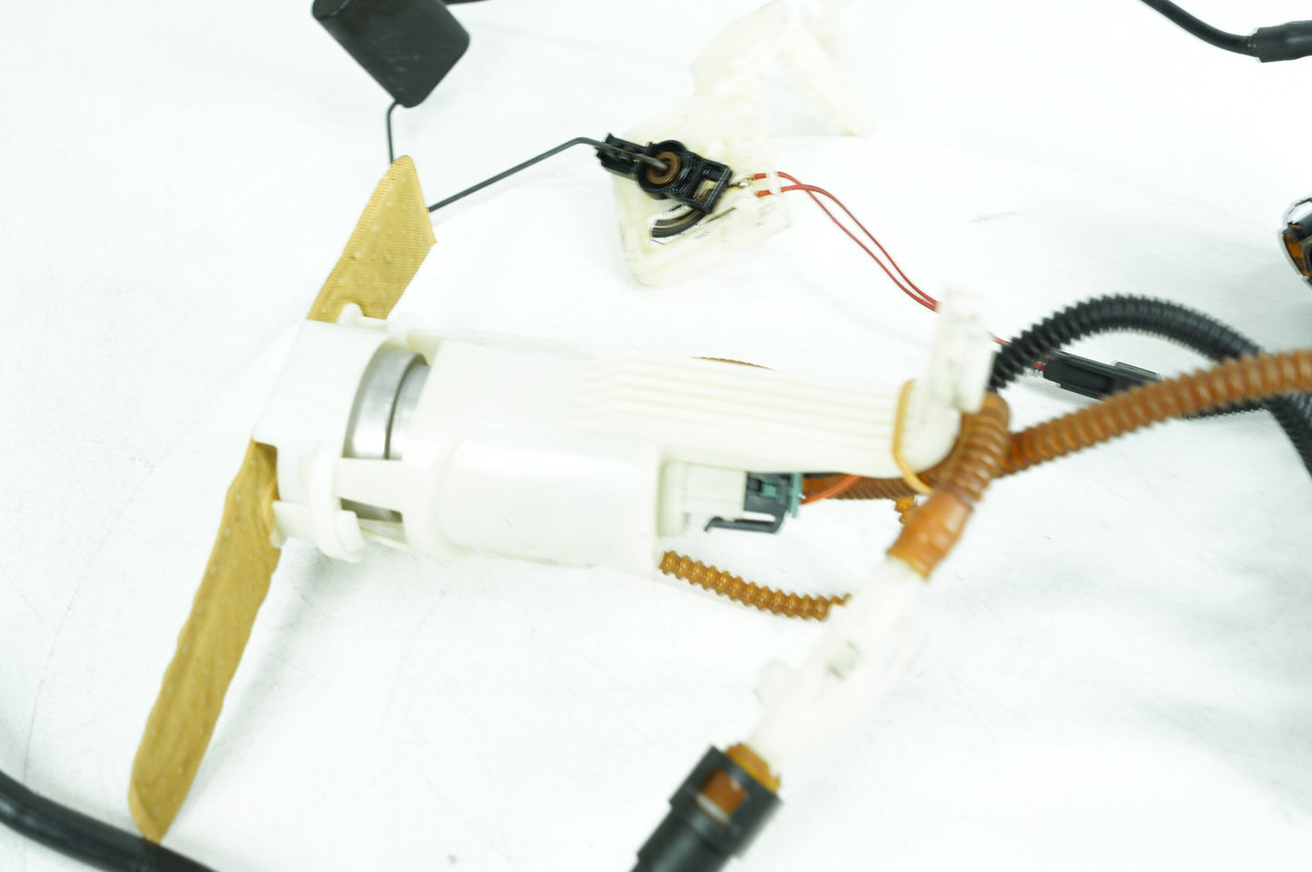 2007 - 2012 Harley-Davidson Touring Electra Glide Ultra Fuel Pump Gas Gasoline Petrol Sending 62908-08