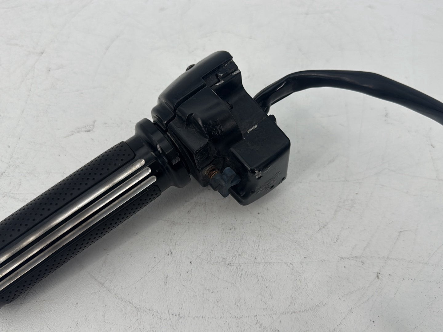 2008 Harley Touring FLHT Electra Glide OEM Right Engine Start Kill Switches Controls