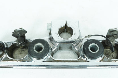 1999 - 2006 Harley-Davidson Softail Deluxe Front Fork Upper Triple Tree Bracket  	45456-86A