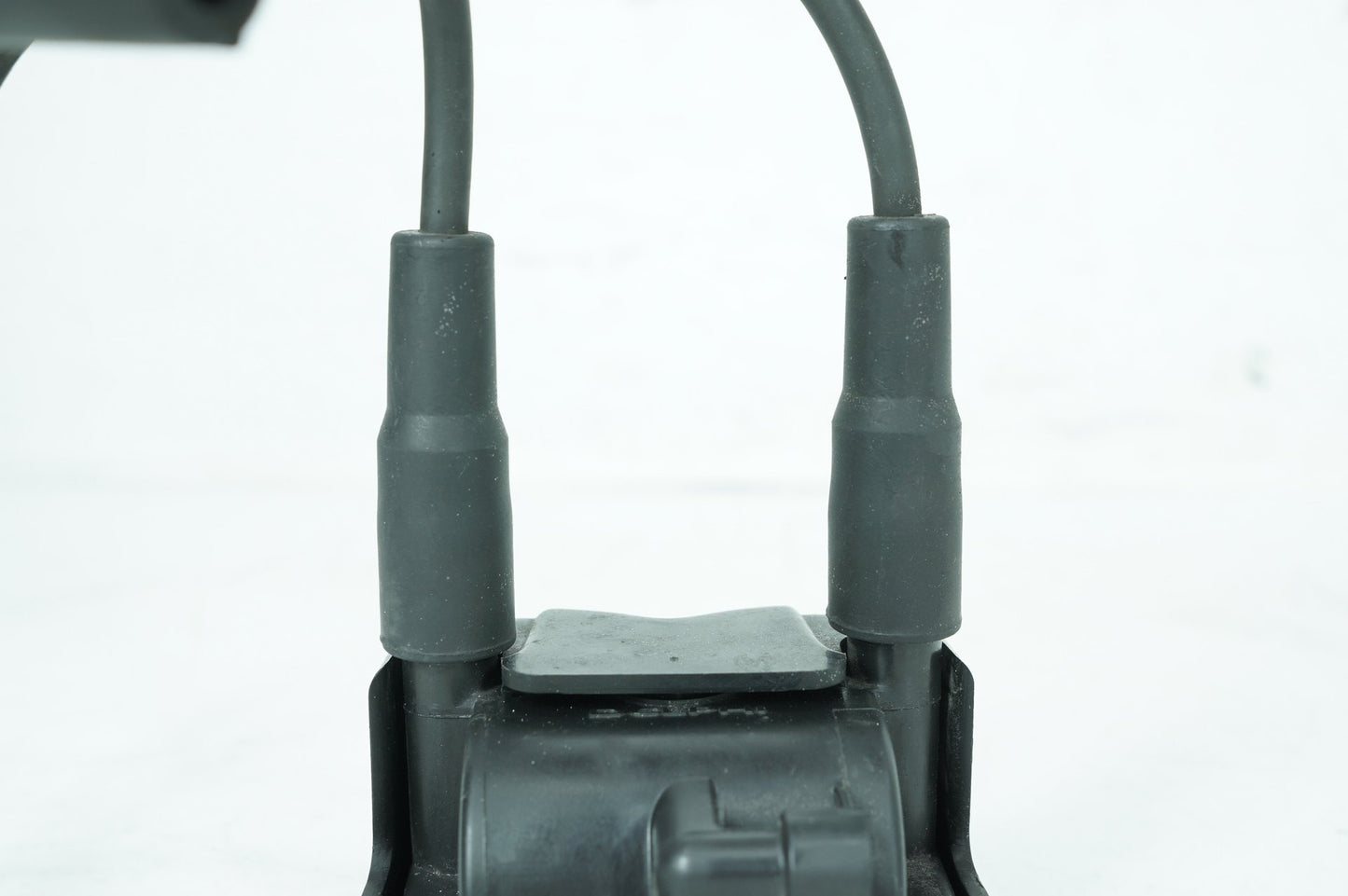2007 - 2017 Harley-Davidson Dyna Low Rider Ignition Coil Spark Plugs Cable 31696-07A