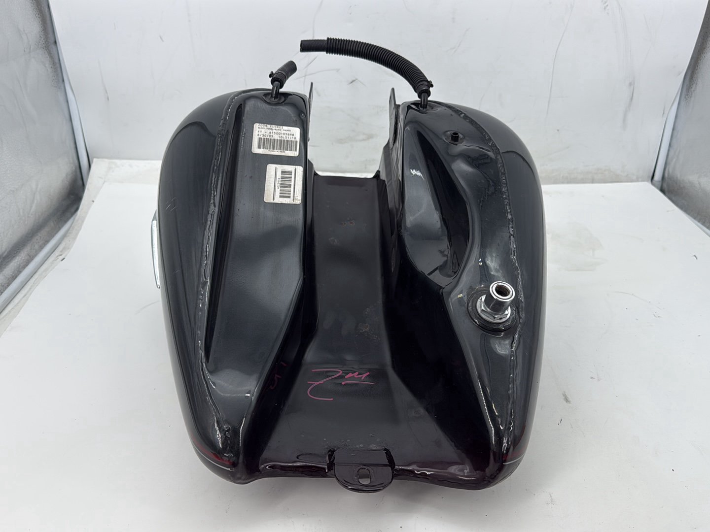 2006 Harley Road King Touring FLHRCI Classic OEM Fuel Gas Tank Gasoline Reservoir
