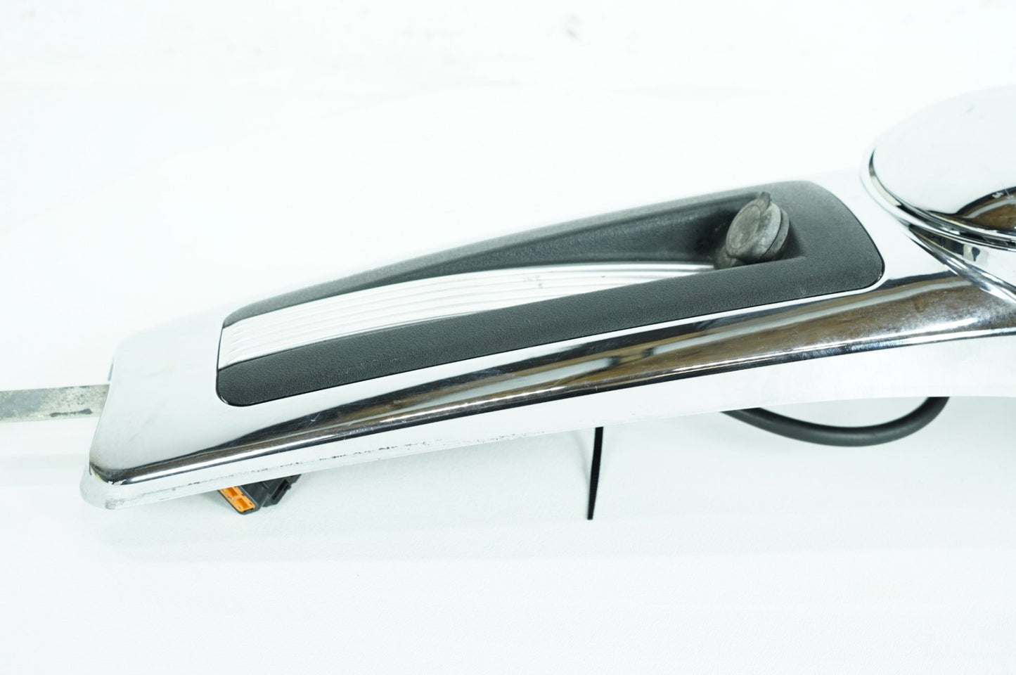 2007 - 2011 Harley-Davidson Touring Electra Ultra Fuel Gas Tank Dash Console NOKey 61270-08