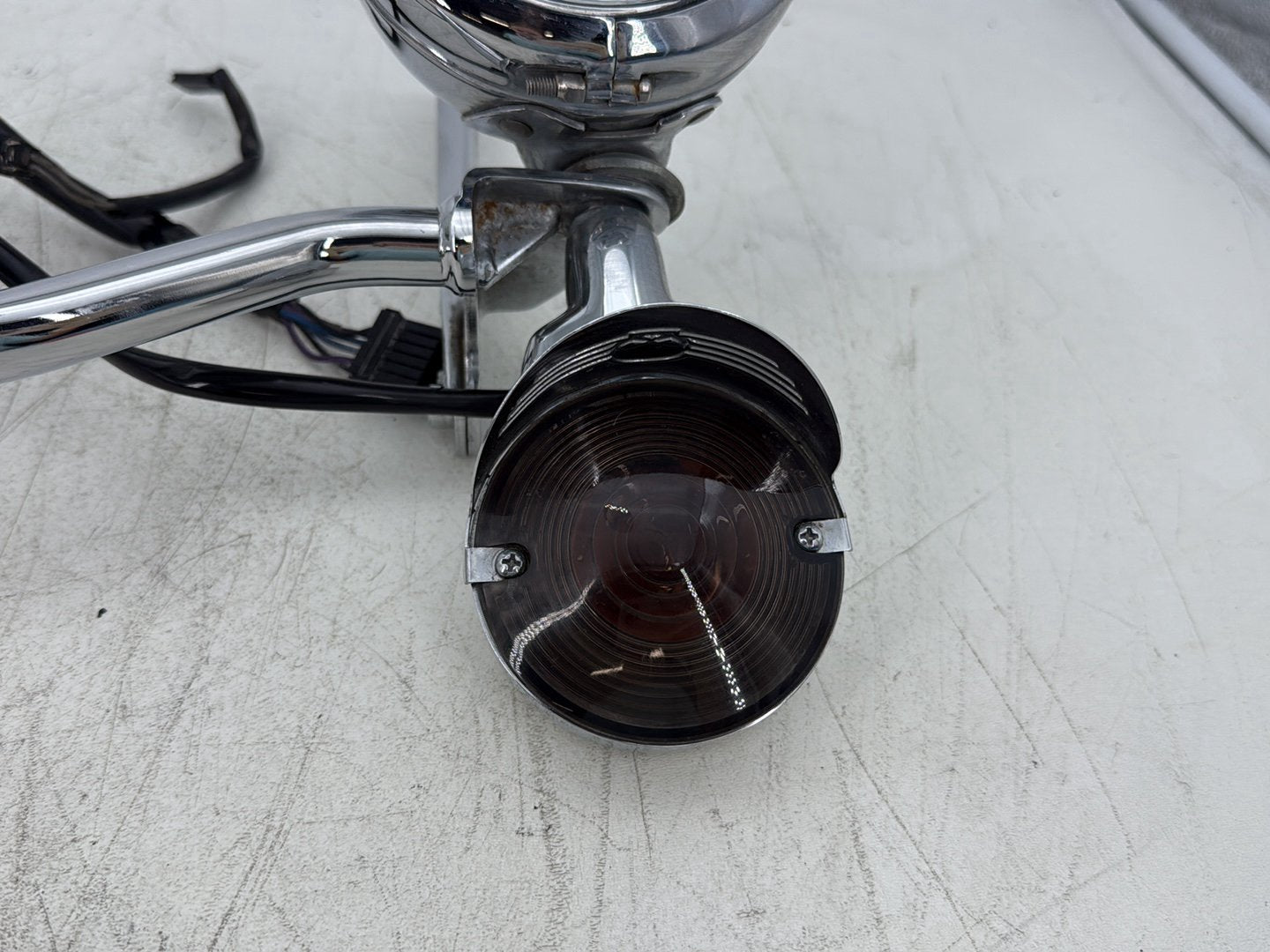 2000 Harley Softail FLSTC Heritage Classic OEM Front Turn Signal Indicators Aux Light Bar