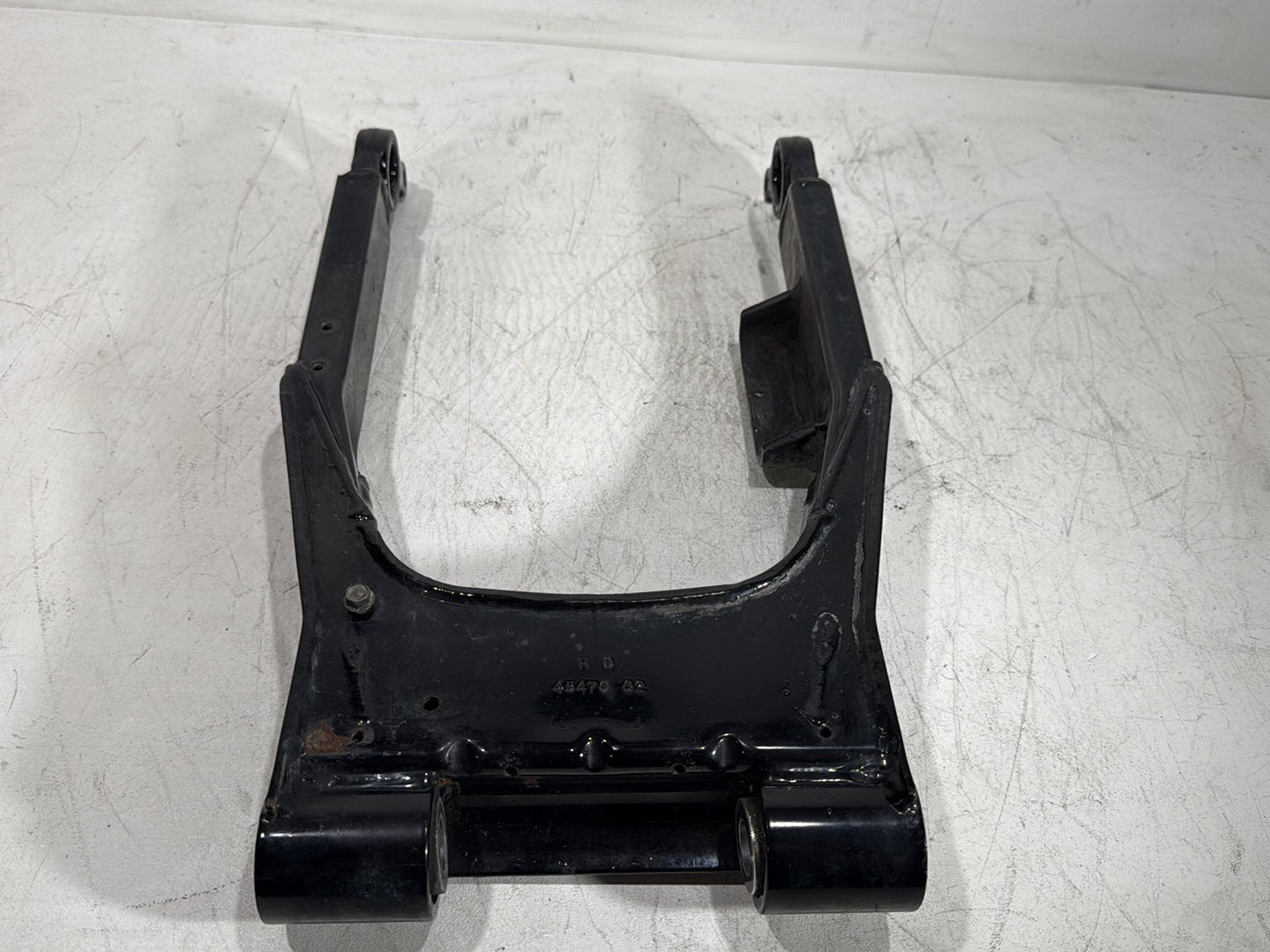 2006 Harley Touring FLHTCI Electra Glide Classic OEM Rear Fork Swingarm Swing Arm