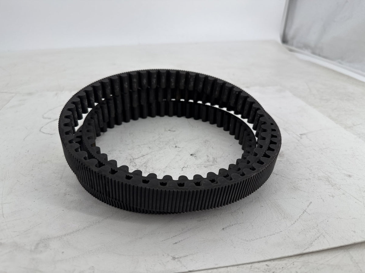 2013 Harley Street Glide Touring FLHX OEM Rear Drive Belt 40024-09 140T 1"
