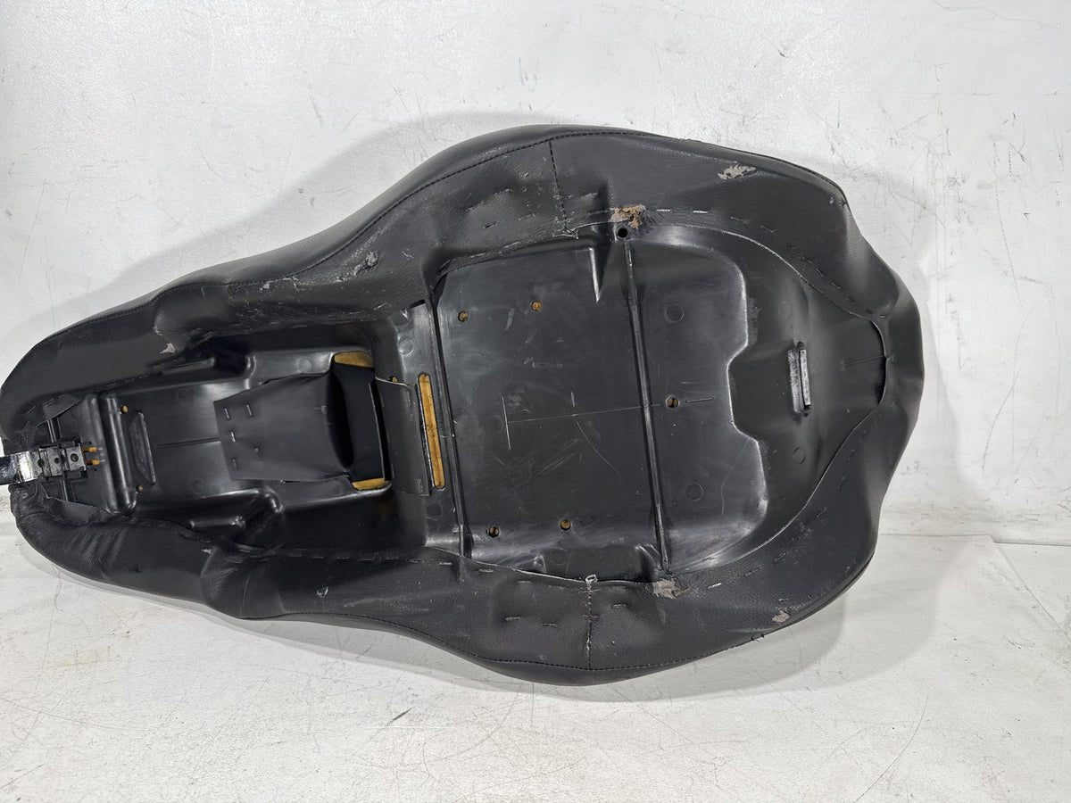 2012 Harley Street Glide Touring FLHX OEM Passenger Rider Driver Seat Saddle