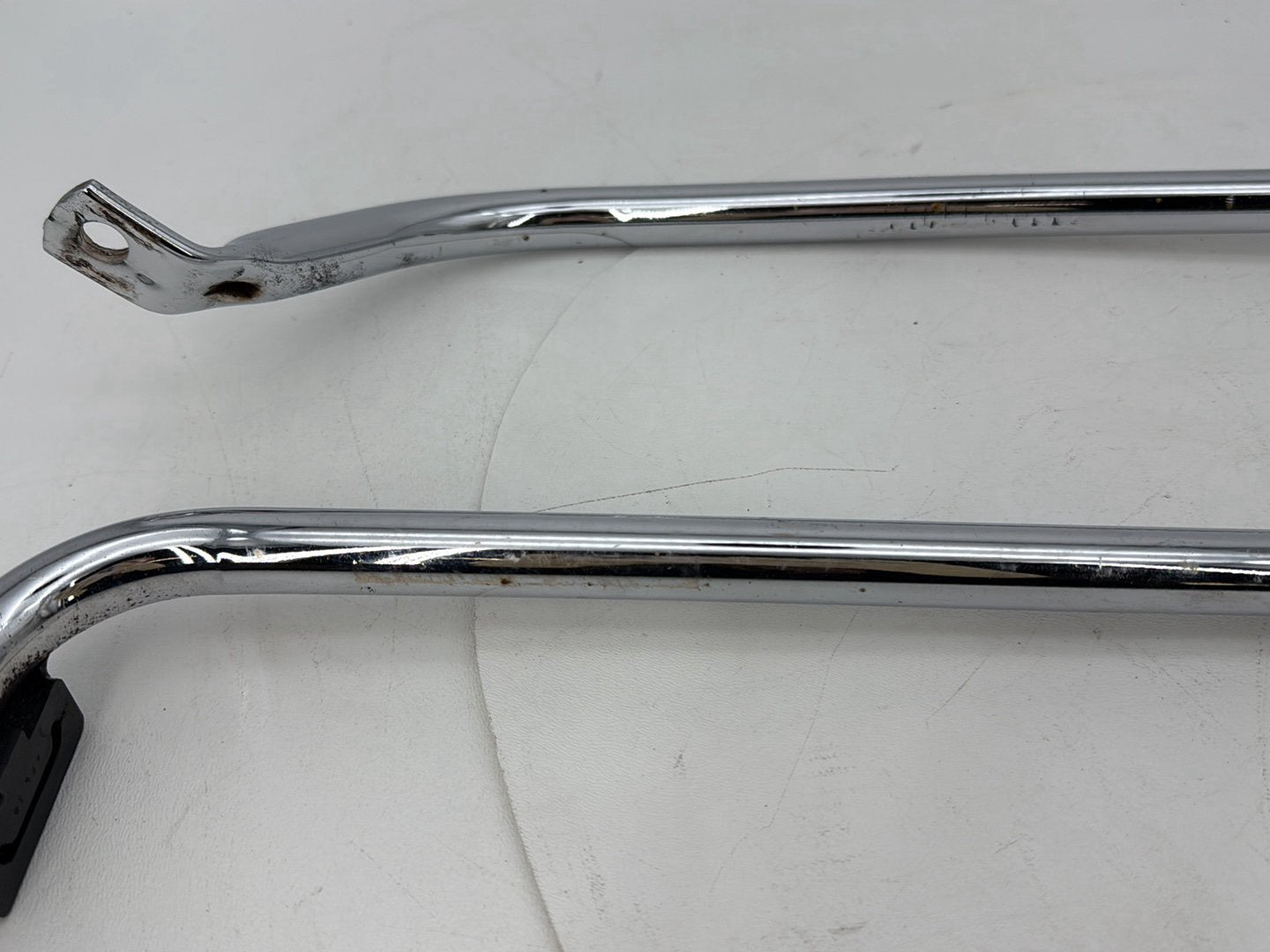 1999 - 2006 Harley-Davidson Touring Electra Glide Rear Left Right Saddlebag Guard Rails Bar 49194-85