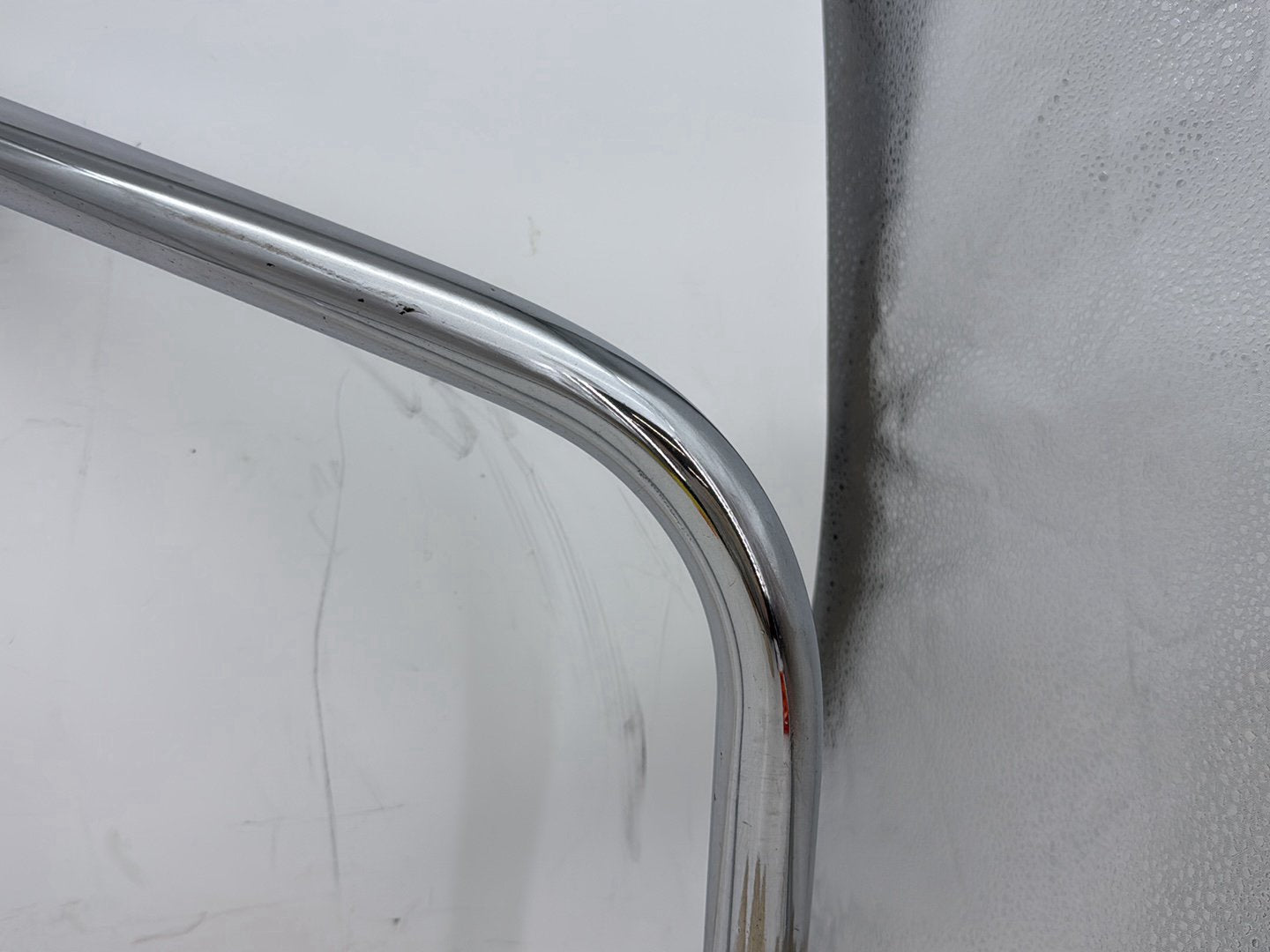 2005 Harley Heritage Softail Classic OEM Front Engine Crash Highway Bar Guard